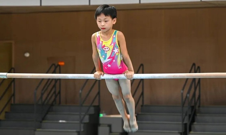 西甲 ｜隊醫離世 巴塞隆拿聯賽延期