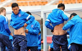 周五上午10点的公告跳出屏幕时，风已经在街角酝酿了三天。